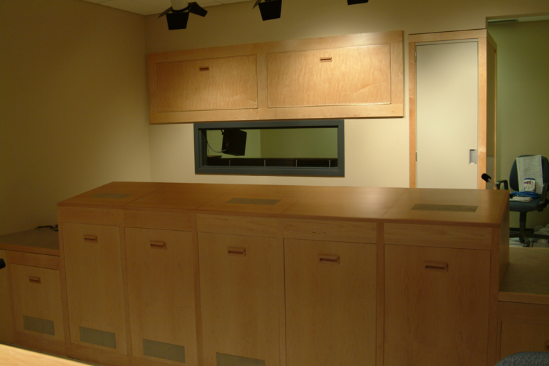 TV-MC News Room Desks